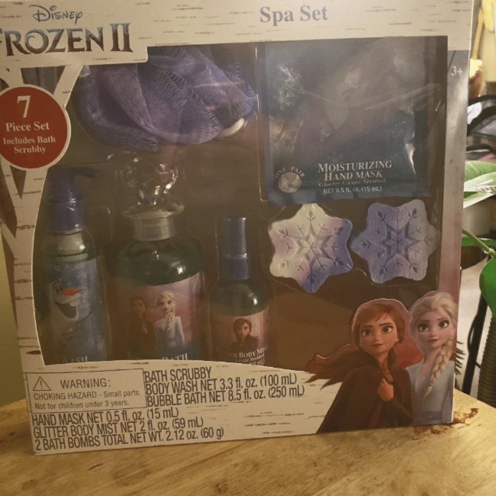 Disney Frozen 2 Kids Spa Set 7 pcs
